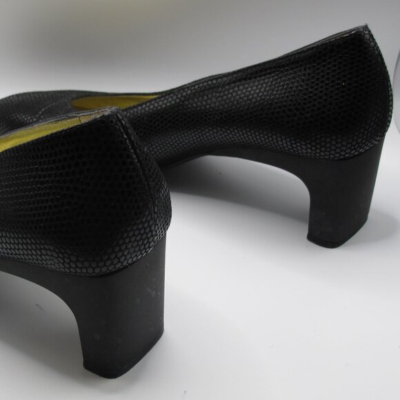 Bruno Magli Black Leather Crocodile/Lizard Heel in 8.5AA - Picture 5 of 8